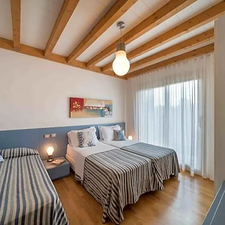 Stunning With Private Garden And Huge Shared Pool - Beahost * Lignano Sabbiadoro