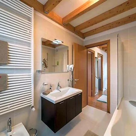 Hotel Stunning With Private Garden And Huge Shared Pool - Beahost *