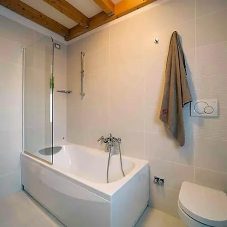 Stunning With Private Garden And Huge Shared Pool - Beahost فندق